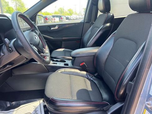 Used 2023 Ford Escape ST-Line w/ Tech Pack #1 AWD/4WD image 19