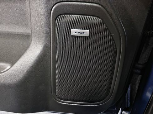 Used 2021 Chevrolet Silverado 1500 LT Trail Boss w/ Convenience Package II AWD/4WD image 18