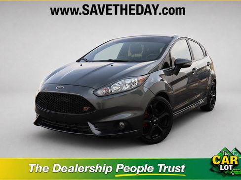 Used 2019 Ford Fiesta ST FWD image 1