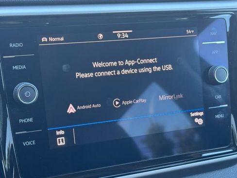 Used 2023 Volkswagen Atlas SEL Premium image 43