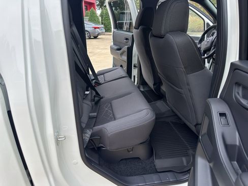 New 2026 Nissan Frontier SV image 17