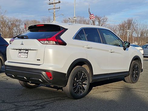 Used 2023 Mitsubishi Eclipse Cross LE image 6