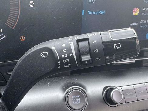 Used 2024 Hyundai Kona SEL image 23