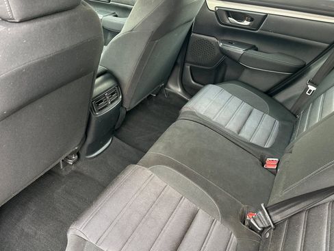 Used 2020 Honda CR-V LX image 14