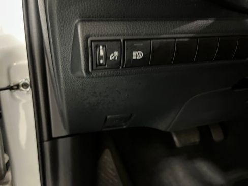 Used 2023 Toyota Corolla LE image 17