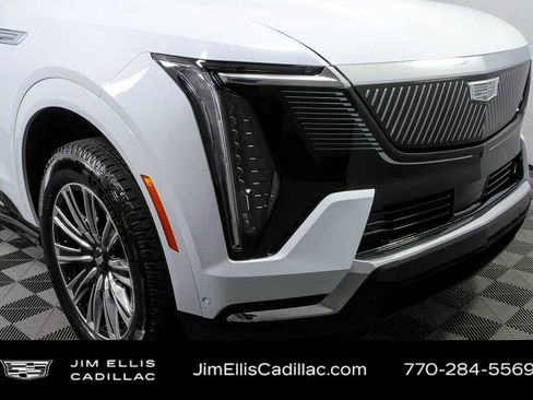 New 2026 Cadillac Escalade IQL Luxury image 40