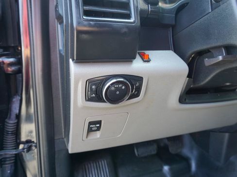 Used 2019 Ford F150 XL w/ Equipment Group 101A Mid AWD/4WD image 14