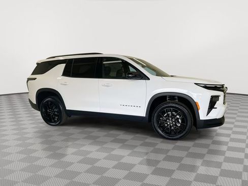 New 2026 Chevrolet Traverse LT w/ Midnight/Sport Edition AWD/4WD image 16