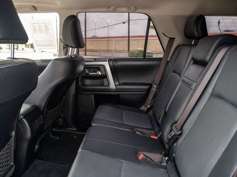 Used 2024 Toyota 4Runner Limited AWD/4WD image 17