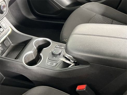 Used 2018 GMC Terrain SLE w/ Infotainment Package I image 19