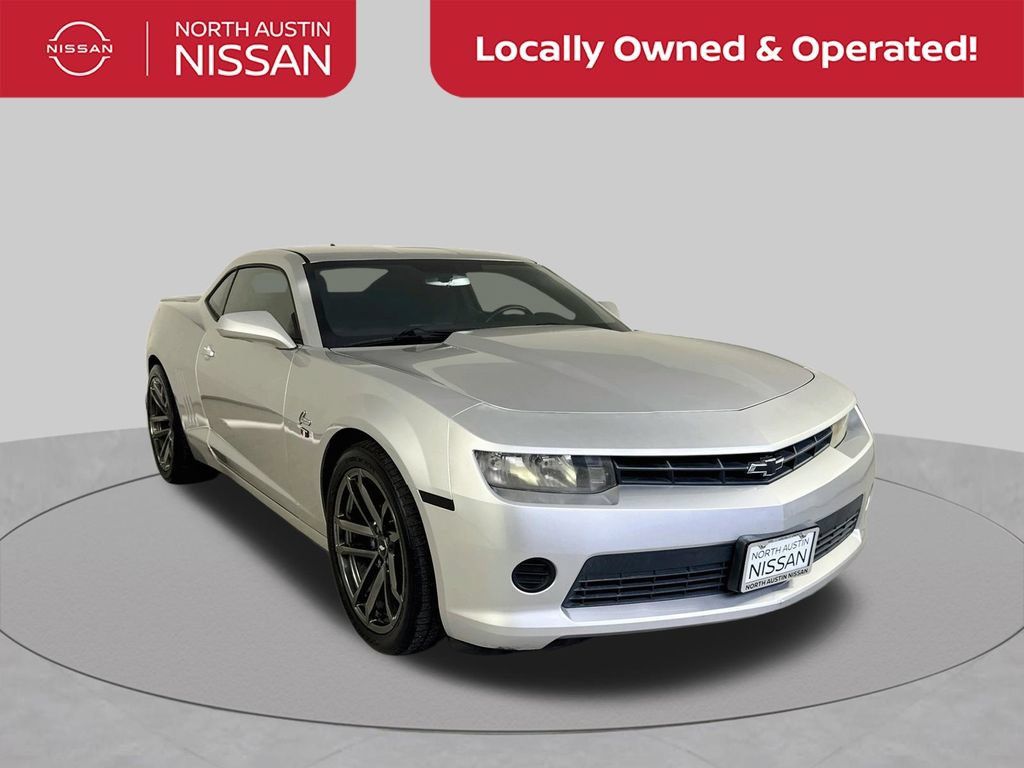 Used 2014 Chevrolet Camaro LS RWD image 1
