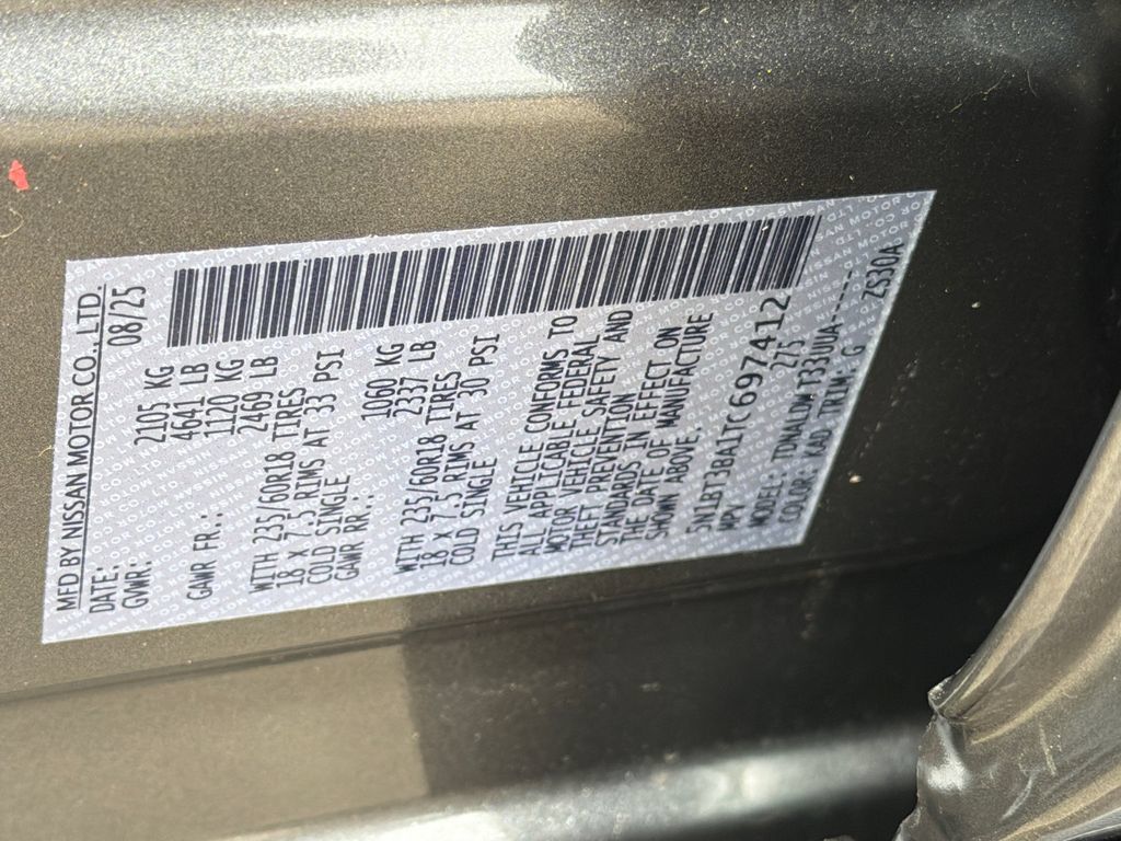 Used 2026 Nissan Rogue SV FWD image 32