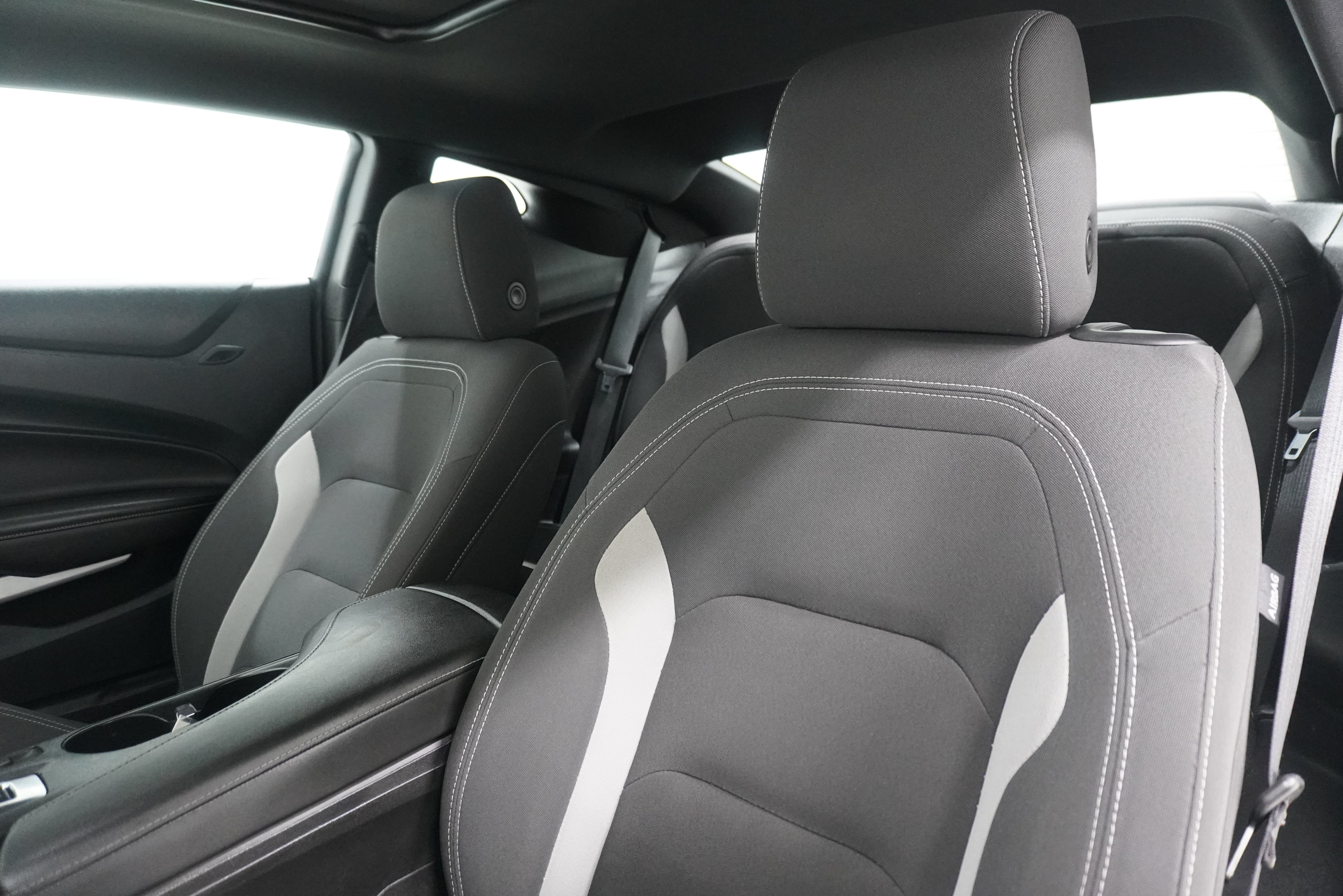 Used 2023 Chevrolet Camaro LT RWD image 11