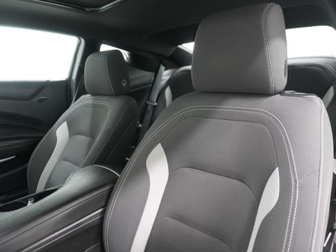 Used 2023 Chevrolet Camaro LT RWD image 11