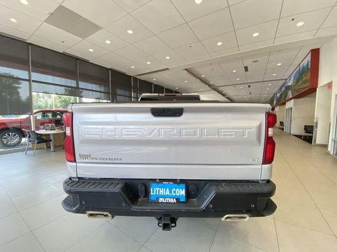 Used 2020 Chevrolet Silverado 1500 LT Trail Boss w/ Convenience Package AWD/4WD image 25