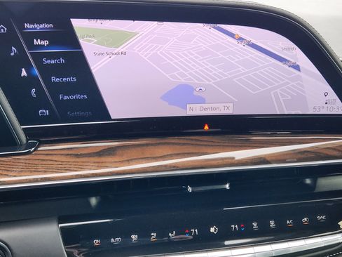 Certified 2024 Cadillac Escalade Sport Platinum w/ LPO, ONYX Package image 17