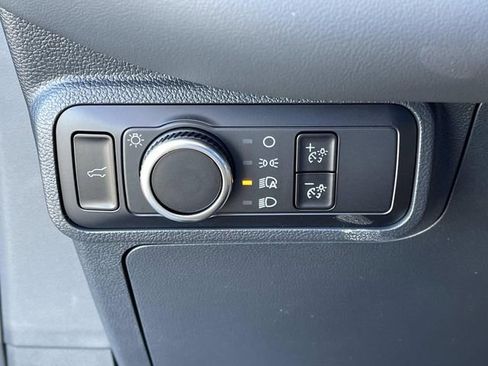 New 2026 Ford Explorer Active image 32