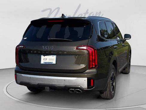 Used 2023 Kia Telluride S AWD/4WD image 5