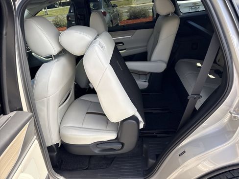 Used 2024 MAZDA CX-90 Plug-In Hybrid w/ Premium Plus AWD/4WD image 11
