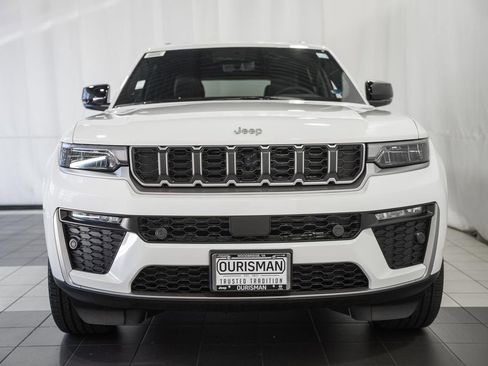 New 2026 Jeep Grand Cherokee Limited AWD/4WD image 2