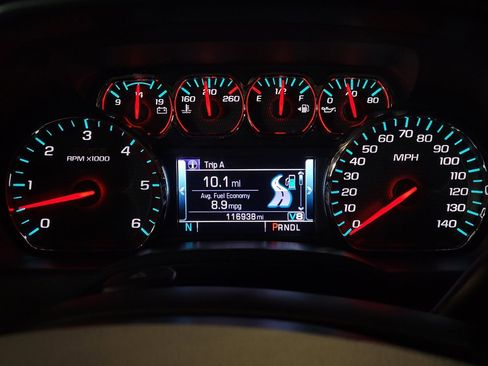 Used 2017 Chevrolet Silverado 1500 LTZ Z71 w/ LTZ Plus Package AWD/4WD image 23