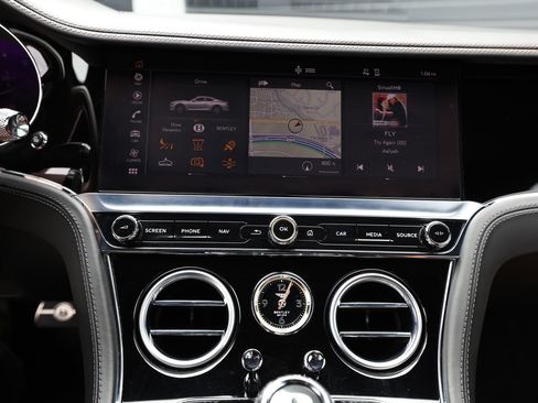 Certified 2023 Bentley Continental GT V8 AWD/4WD image 24