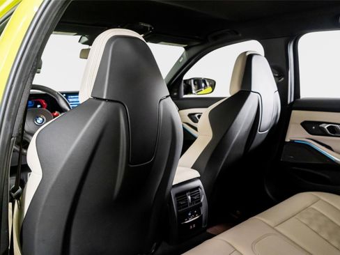 Used 2023 BMW M3 Competition image 33