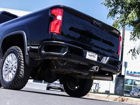 Used 2020 Chevrolet Silverado 2500 High Country AWD/4WD image 17