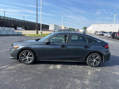 Used 2023 Honda Civic LX image 3