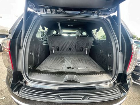 Used 2024 Chevrolet Suburban LT AWD/4WD image 35