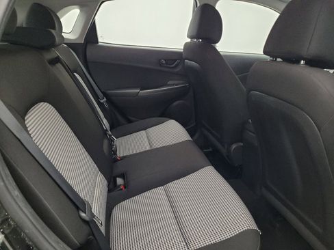 Used 2022 Hyundai Kona SE w/ Cargo Package image 19