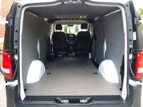 Used 2022 Mercedes-Benz Metris image 34