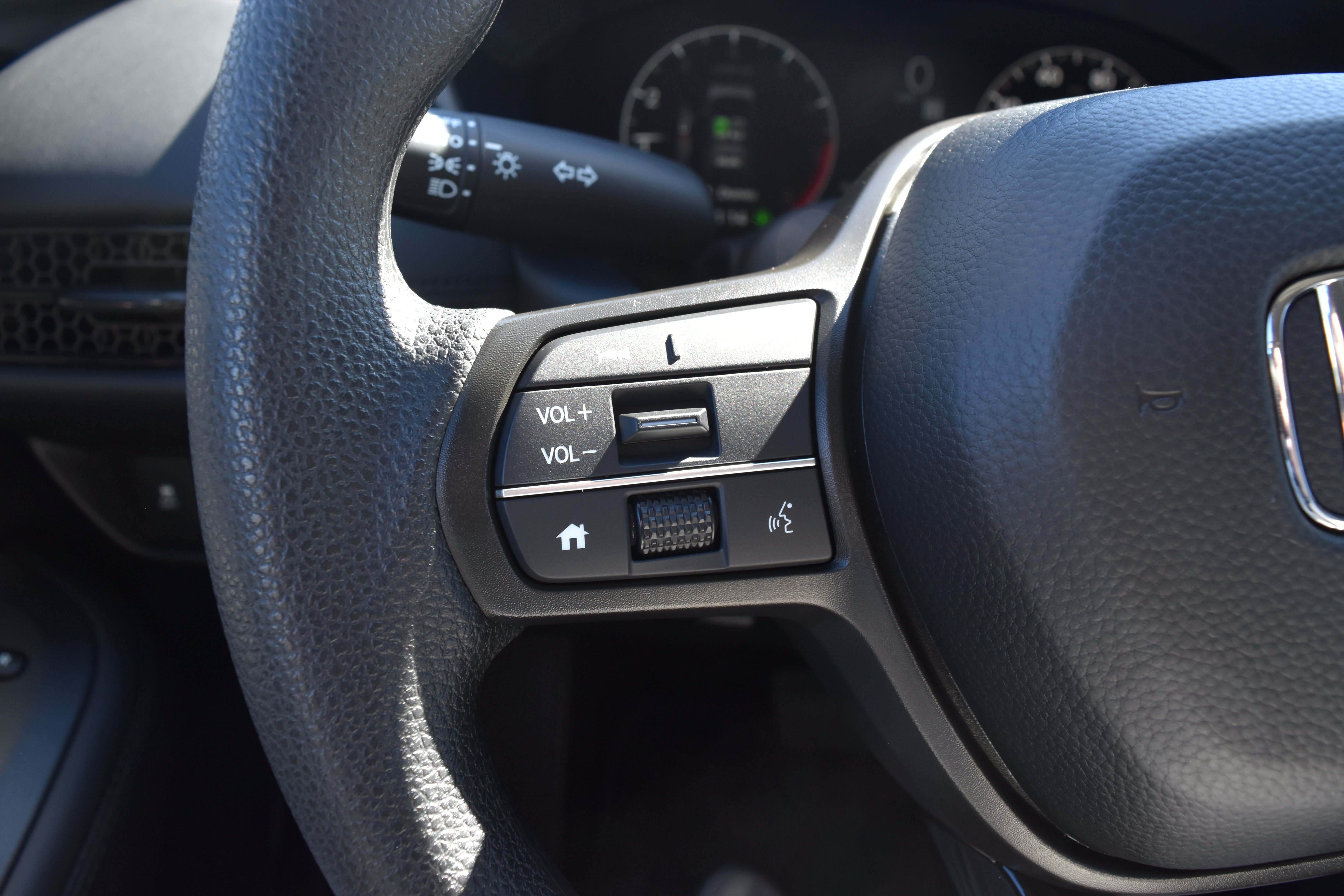 Used 2027 Honda HR-V LX image 17