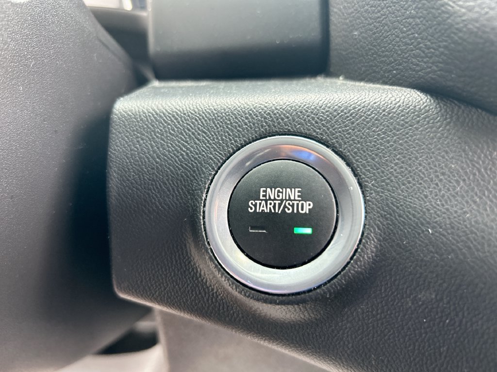 Used 2024 GMC Terrain SLT AWD/4WD image 20