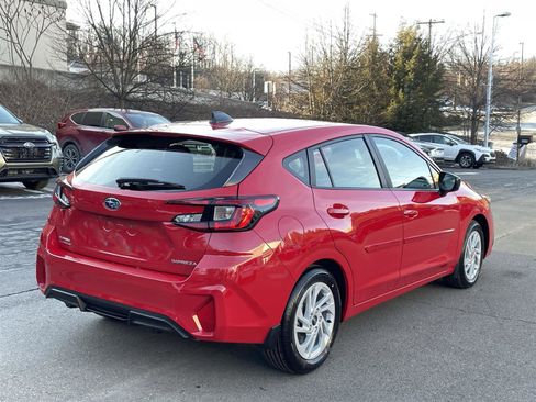 Certified 2025 Subaru Impreza 2.0i image 5