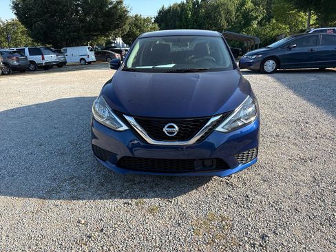 Used 2019 Nissan Sentra SV FWD image 3
