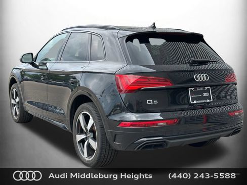 Used 2023 Audi Q5 2.0T Premium Plus w/ Premium Plus Package AWD/4WD image 7
