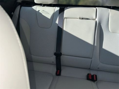 Used 2020 Buick Encore GX Select image 25