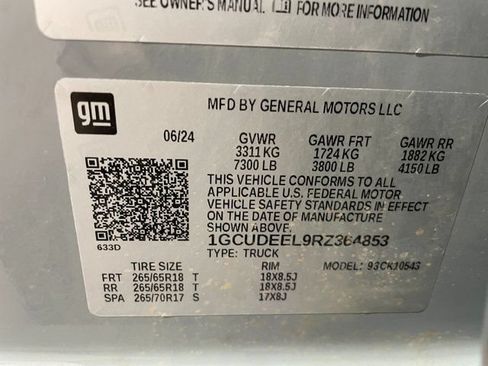 Used 2024 Chevrolet Silverado 1500 RST w/ Convenience Package II AWD/4WD image 26