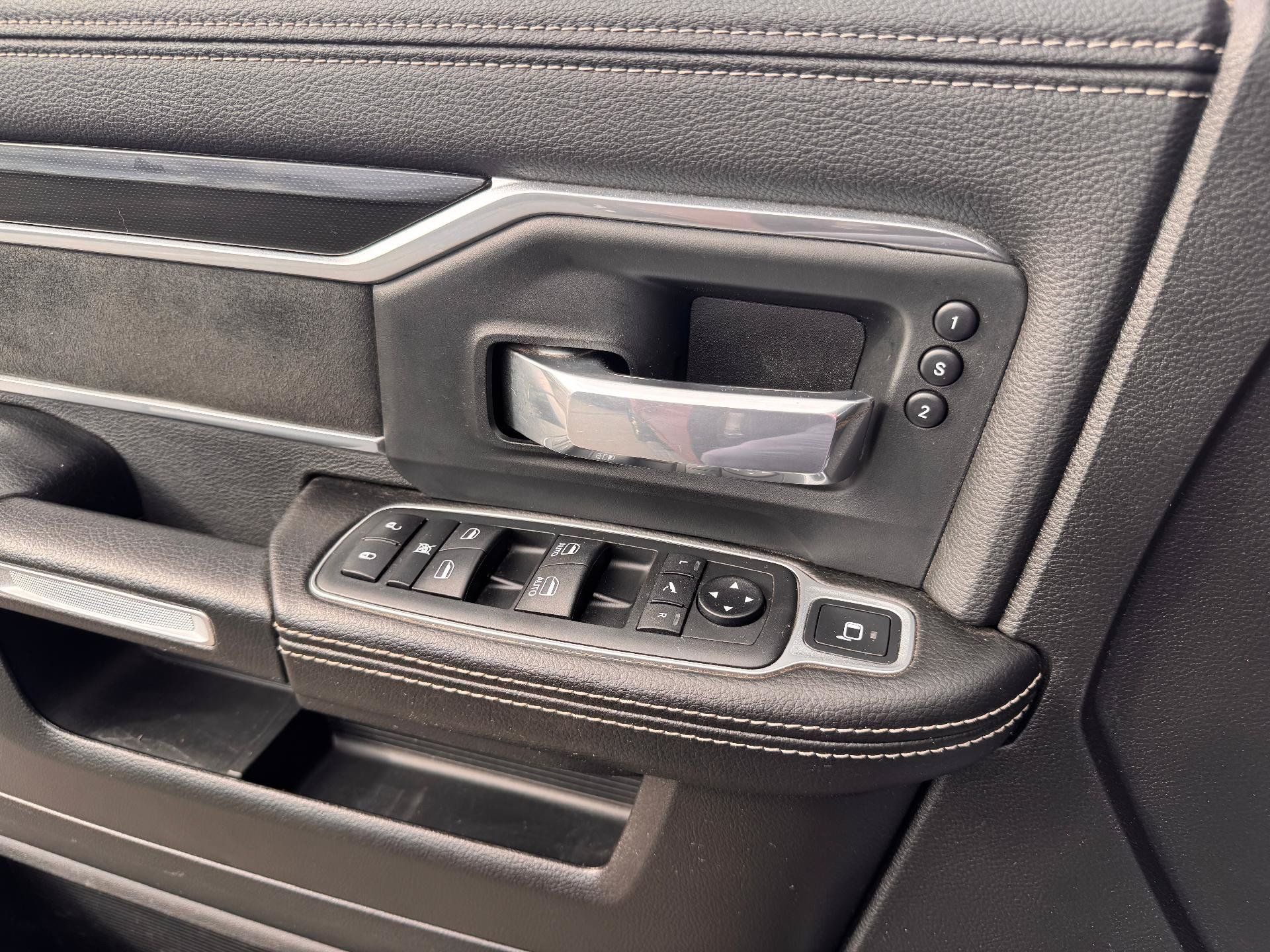 Used 2019 RAM 2500 Laramie AWD/4WD image 26