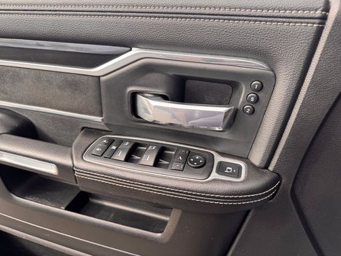 Used 2019 RAM 2500 Laramie AWD/4WD image 26