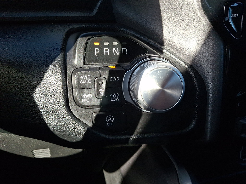 Used 2022 RAM 1500 Laramie w/ Sport Appearance Package AWD/4WD image 17