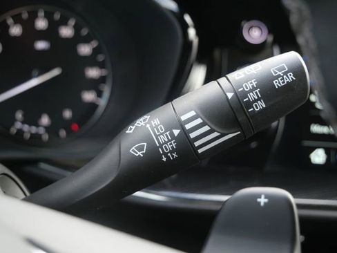 Used 2023 Buick Envision Preferred image 25