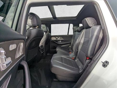 Certified 2022 Mercedes-Benz GLS 450 4MATIC image 23
