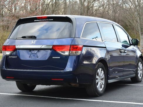 Used 2016 Honda Odyssey SE image 5