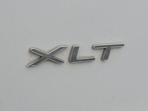 Used 2023 Ford Transit 350 XLT RWD image 9