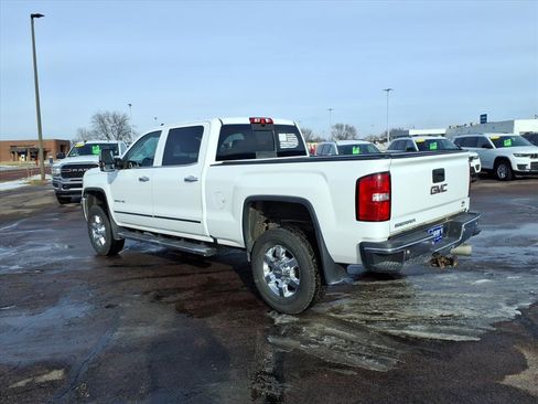 Used 2017 GMC Sierra 3500 SLT w/ Duramax Plus Package image 5