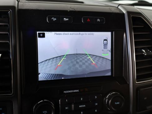 Used 2018 Ford F150 XLT w/ Equipment Group 302A Luxury image 6