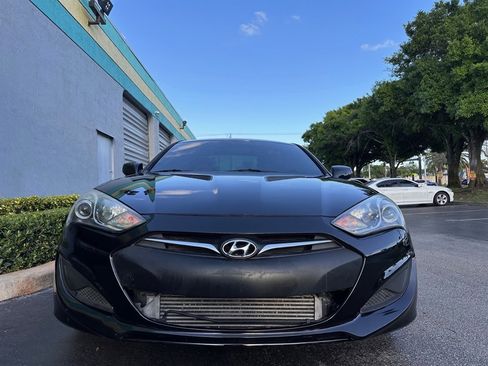Used 2013 Hyundai Genesis 2.0T image 14
