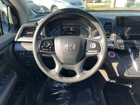 Used 2018 Honda Odyssey EX-L image 16